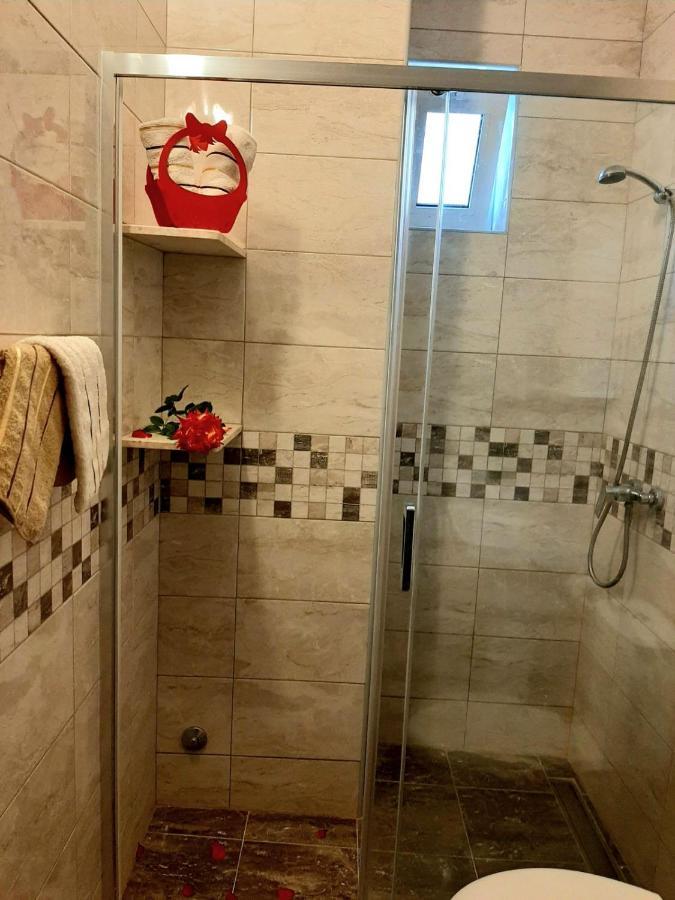 Andrej Apartments Kotor Eksteriør bilde